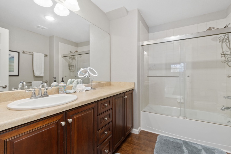 Spacious 5-Bedroom Home in Prestigious Fossil Ridge School District – Observatory Village, Fort Collins