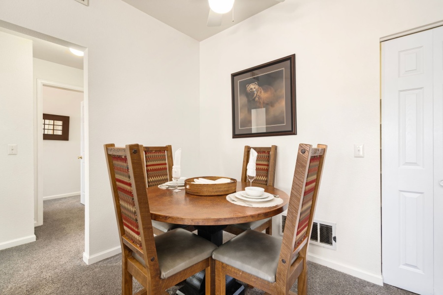 Fort Collins, 2 Bedrooms Bedrooms, ,2 BathroomsBathrooms,Condo,Furnished,RockBridge,Wheaton,2,2719