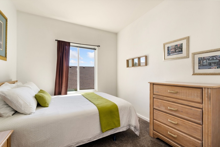 Fort Collins, 2 Bedrooms Bedrooms, ,2 BathroomsBathrooms,Condo,Furnished,RockBridge,Wheaton,2,2719