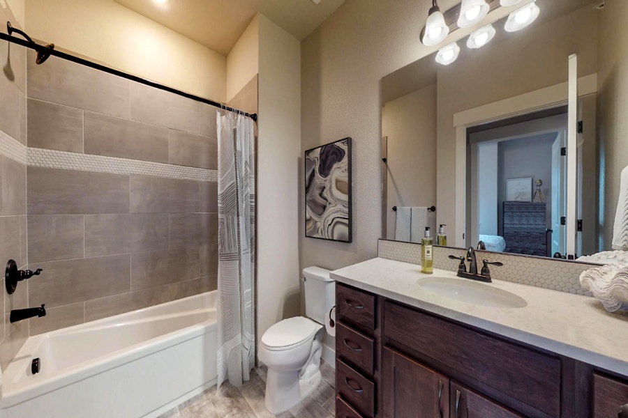 Fort Collins, Colorado, 2 Bedrooms Bedrooms, ,2 BathroomsBathrooms,Condo,Furnished,Illinois Dr #205,1024