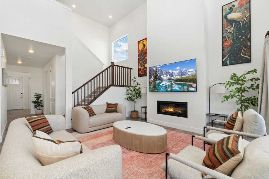 Arvada, 4 Bedroom Bedrooms, ,2.5 BathroomBathrooms,House,Furnished,West 92nd,1,855598