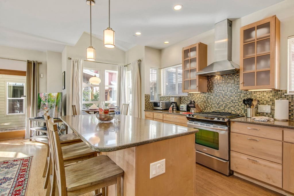 Boulder Furnished Apartments Corporate Housing AvenueWest